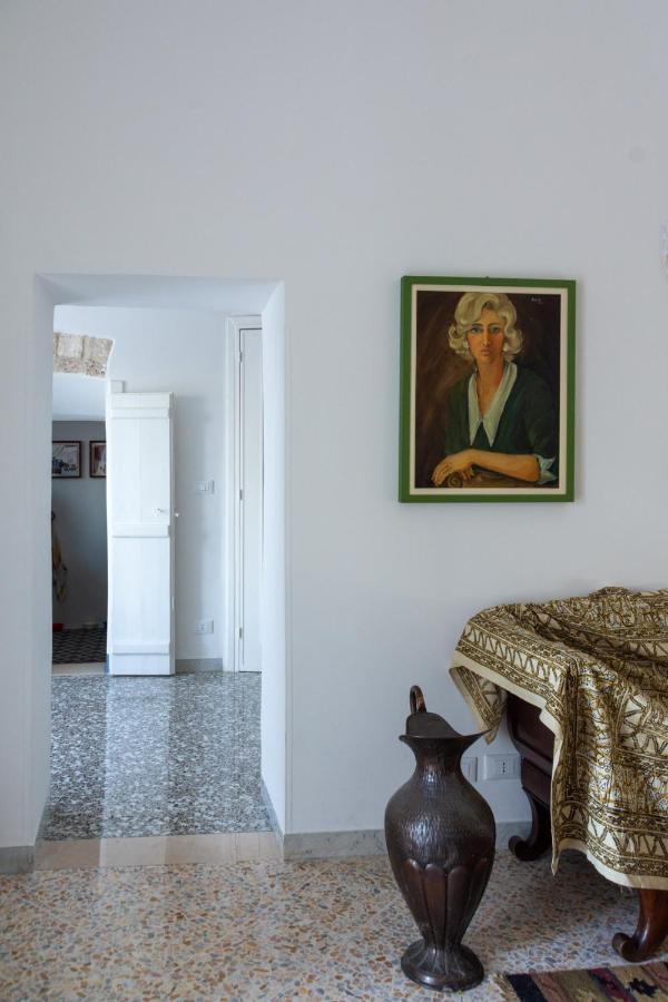 Hostal Casa Gian Re Monopoli Exterior foto