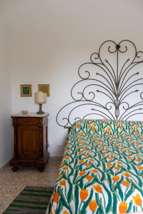 Hostal Casa Gian Re Monopoli Exterior foto
